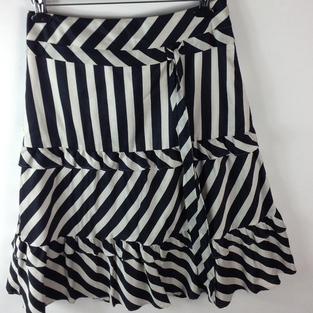 Loft layered skirt